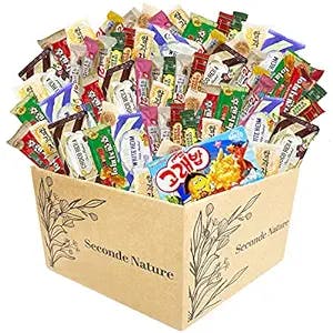 Mother's Day Journey of Asia Korean Snack Box 61 Count Care Package Individually Wrapped Essentials Packs of Snacks, Cookies, Treats for Friends, Family, Kids, Children, Teens, College Students, Adult, Senior, Company Snacks and Military